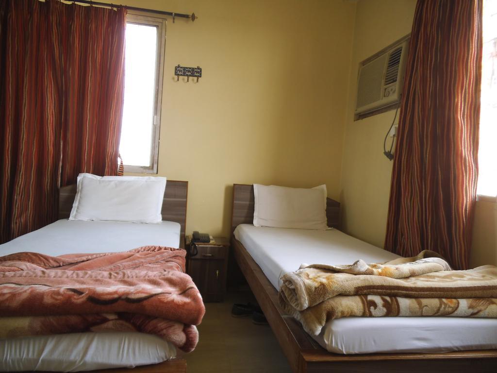City Centre Hotell Agartala Rum bild