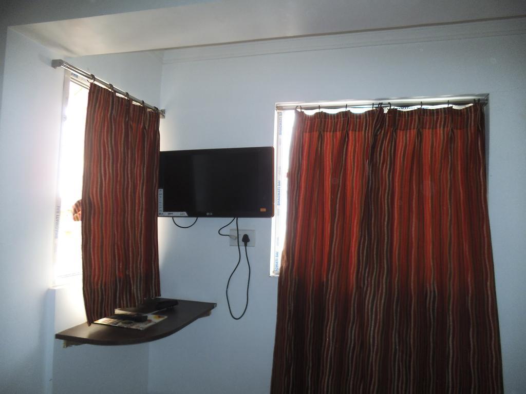 City Centre Hotell Agartala Rum bild