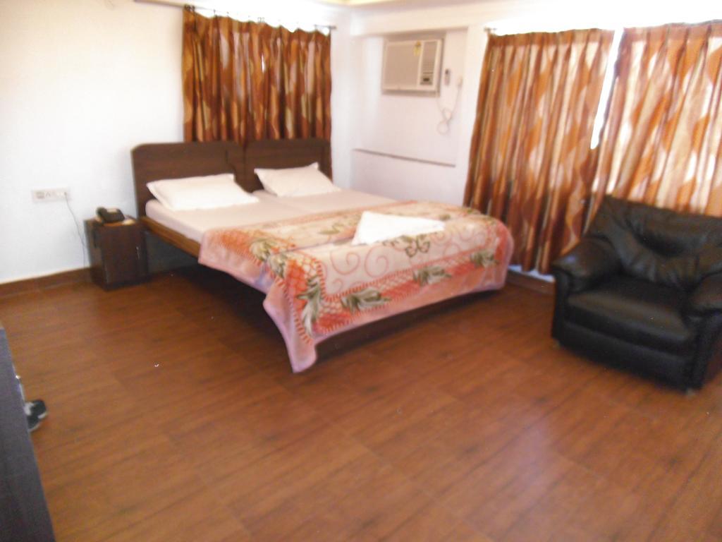 City Centre Hotell Agartala Rum bild
