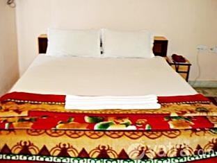 City Centre Hotell Agartala Exteriör bild